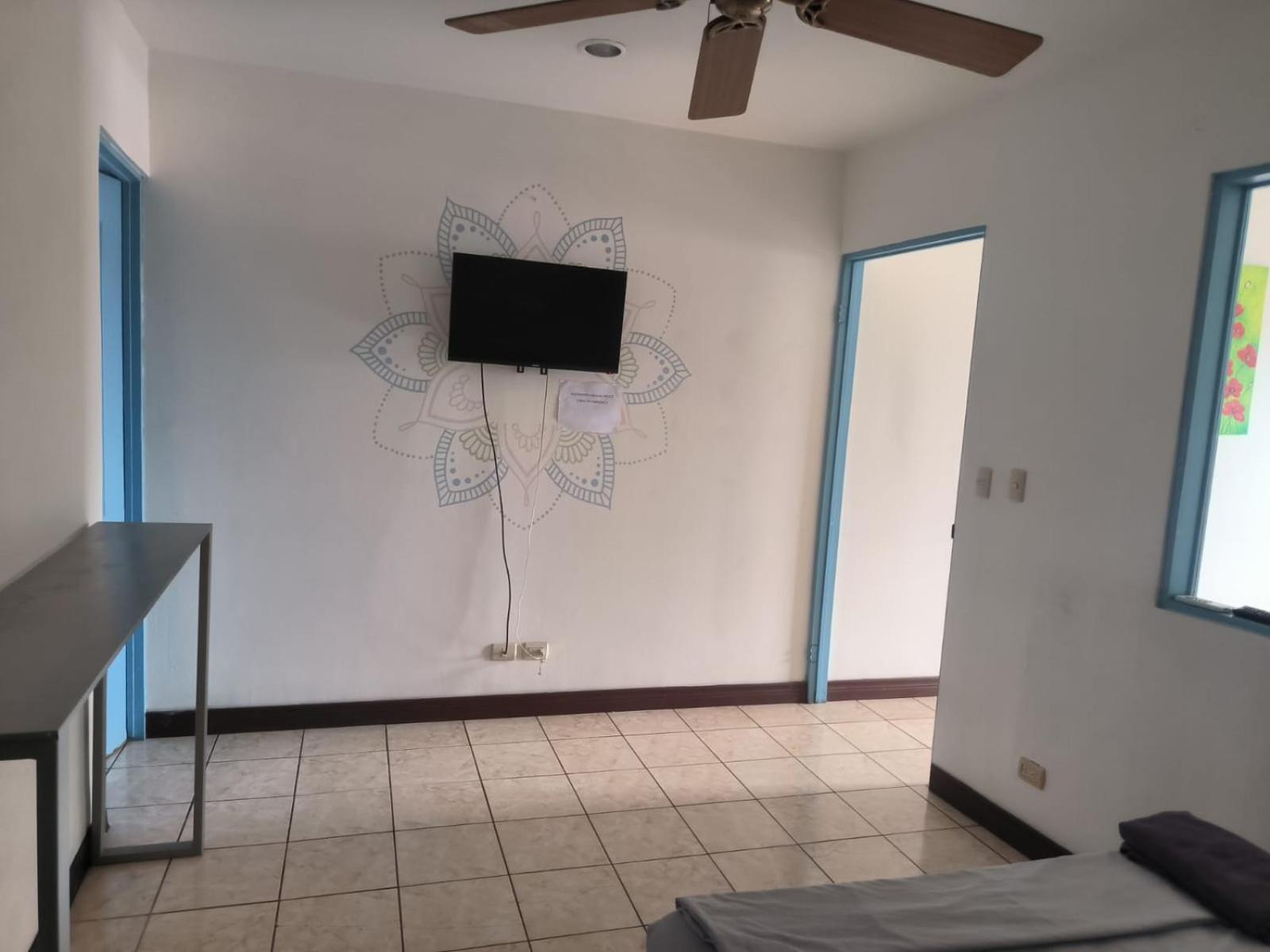 La Hacienda Rooms & Food Jacó Екстериор снимка